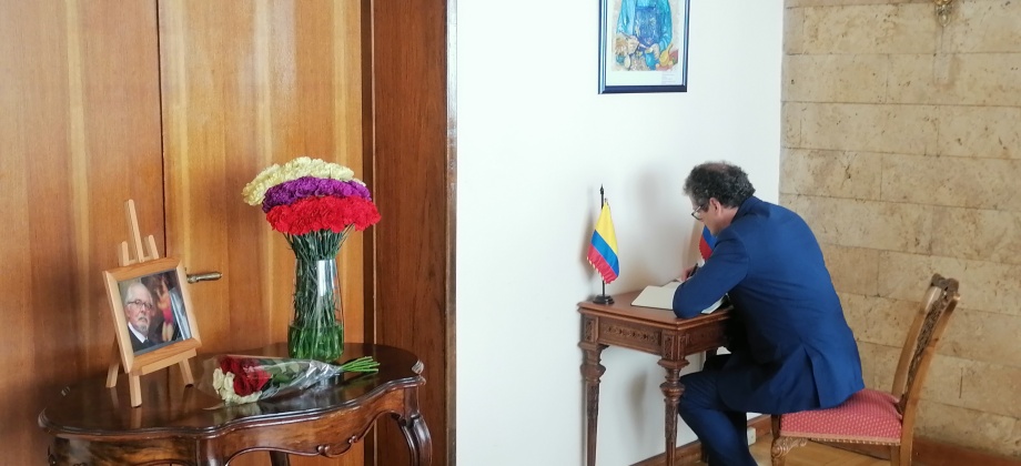 Homenaje al maestro Fernando Botero - Actividades destacadas de Embajada de Colombia en Rusia durante el 2023