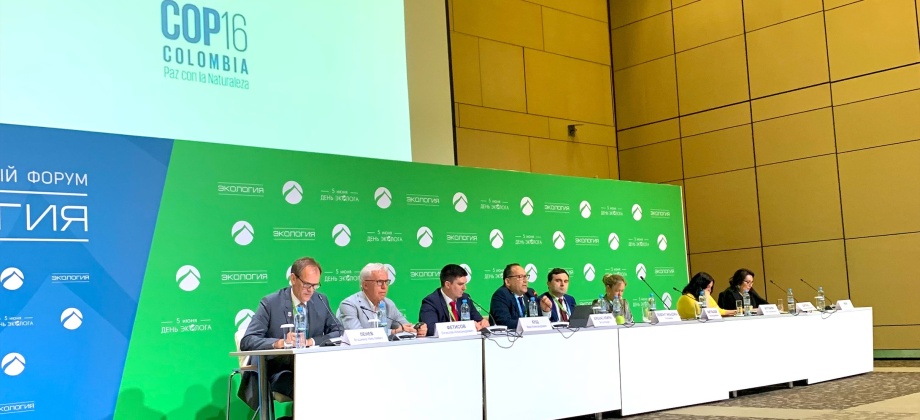 El Embajador de Colombia en Rusia participa en el XV Foro Internacional “Ecología” e invita a la COP16 sobre biodiversidad que se realizará a finales de octubre en Colombia