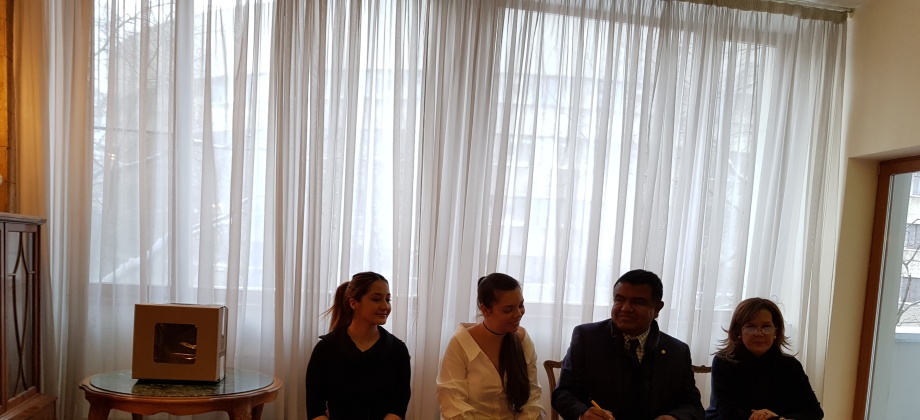Iniciaron las votaciones en el Consulado de Colombia en Moscú para el Congreso 